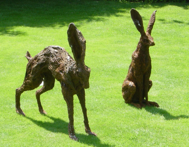 Hare sculptures downloading...